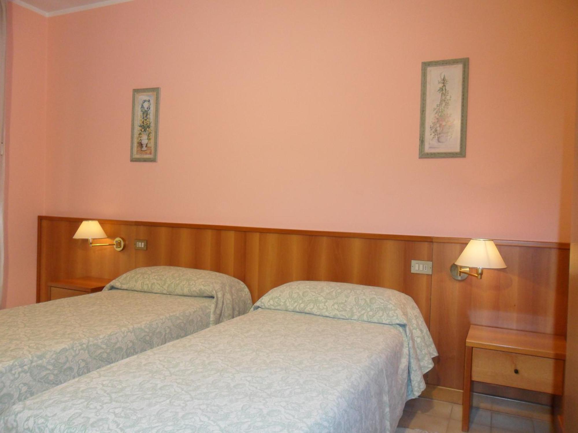 Hotel Ristorante Al Bassanello Bassano del Grappa Eksteriør billede